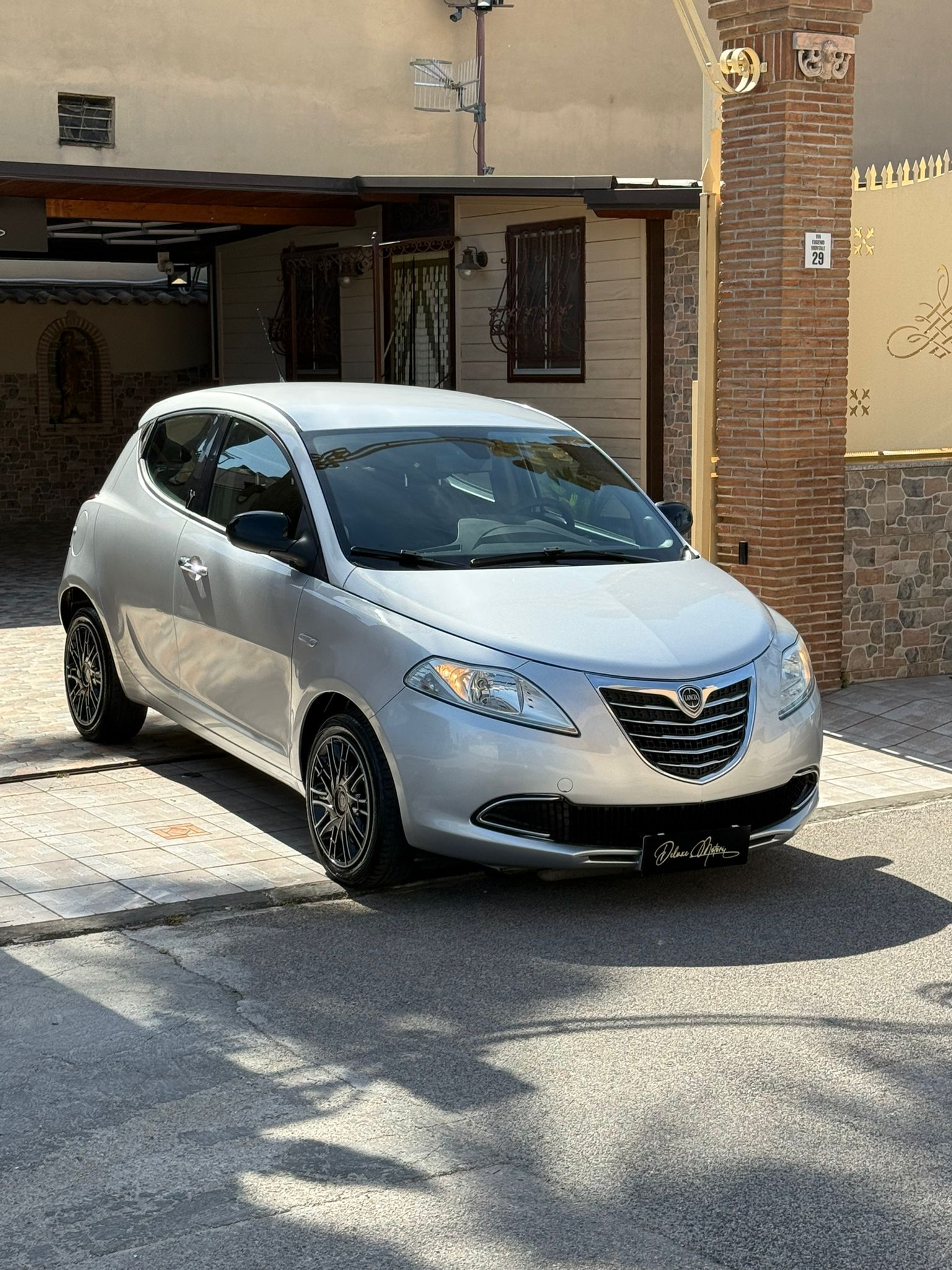 Lancia ypsilon 1.2 benzina 69 cv