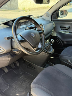 Lancia ypsilon 1.2 benzina 69 cv